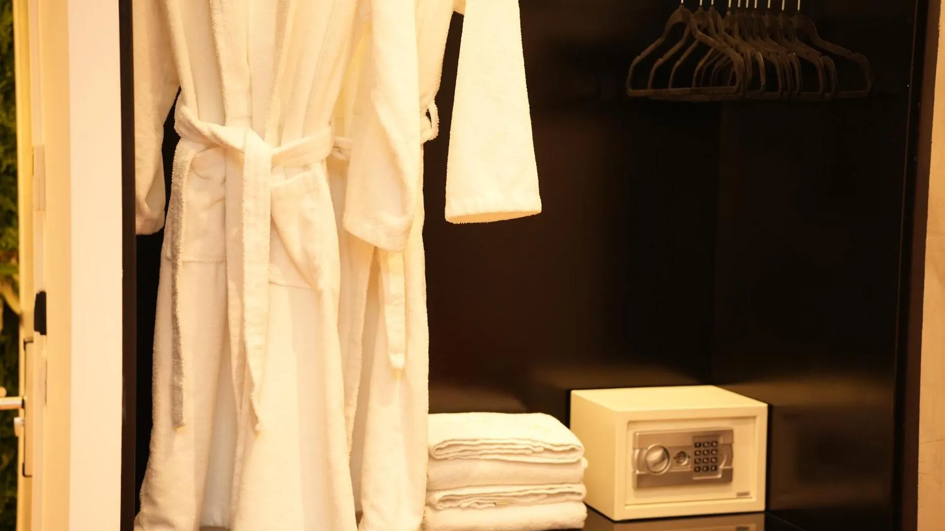 La Suite Boutique Hotel ティラナ