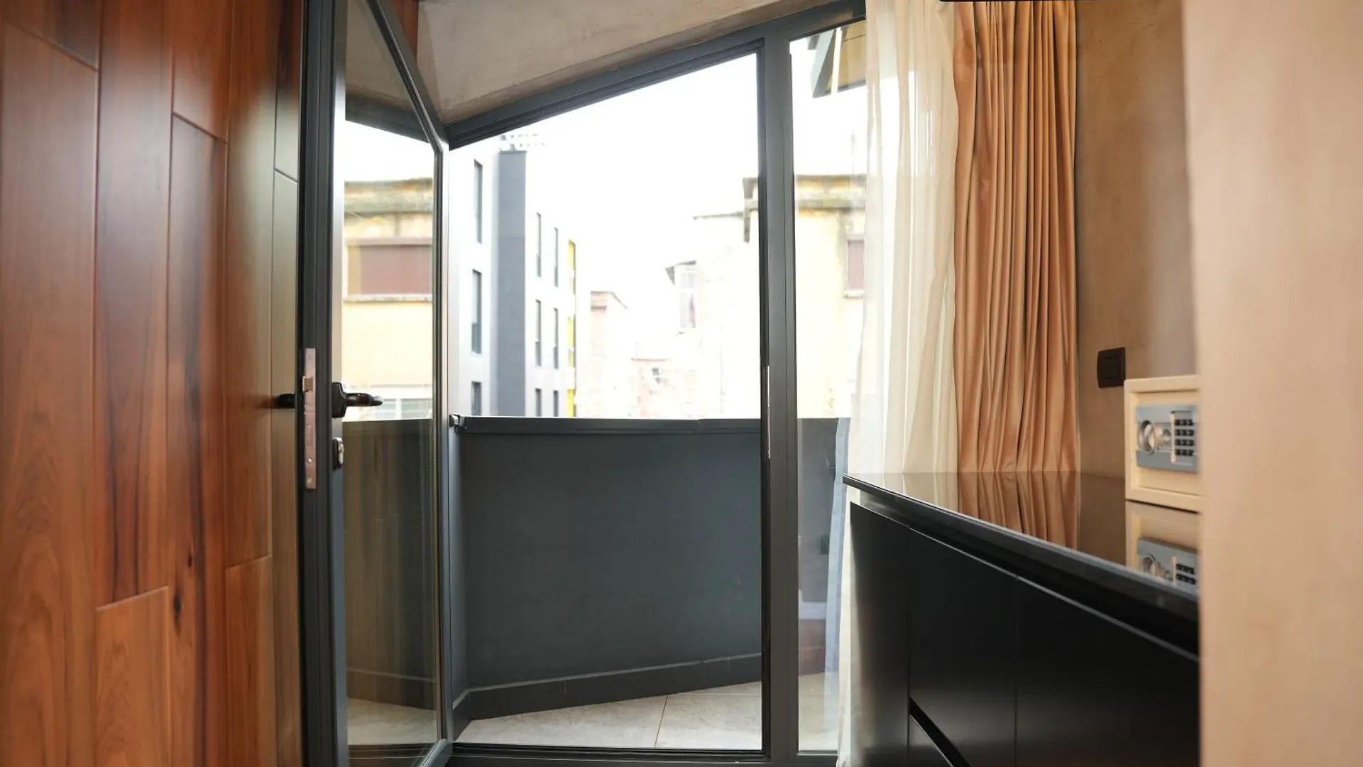 ****  La Suite Boutique Hotel Tirana Albánie